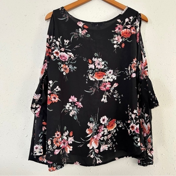 🦋 She + Sky Black Floral Cold Shoulder Tie Sleeve Flowy Blouse Large - Picture 4 of 6